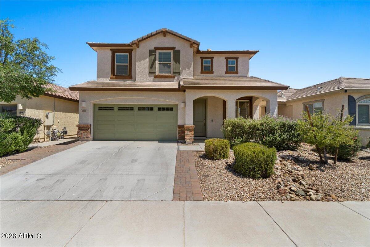 Property main image